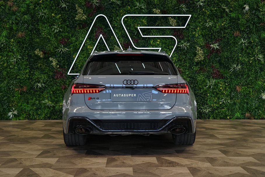 Audi RS 6 Avant Performance TFSI quattro
