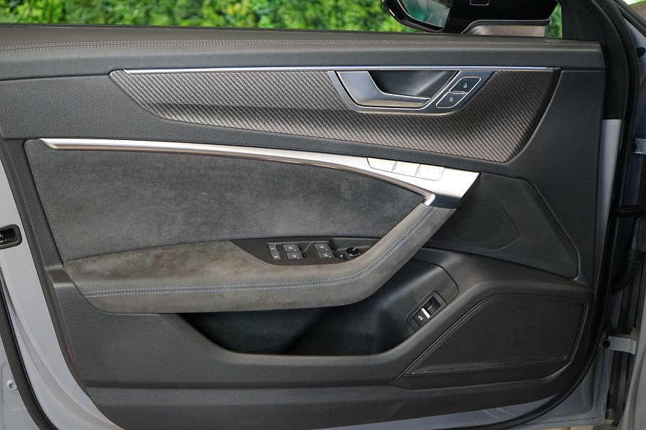 Audi RS 6 Avant Performance TFSI quattro