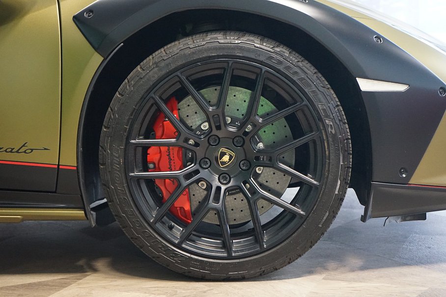 Lamborghini Huracán STERRATO