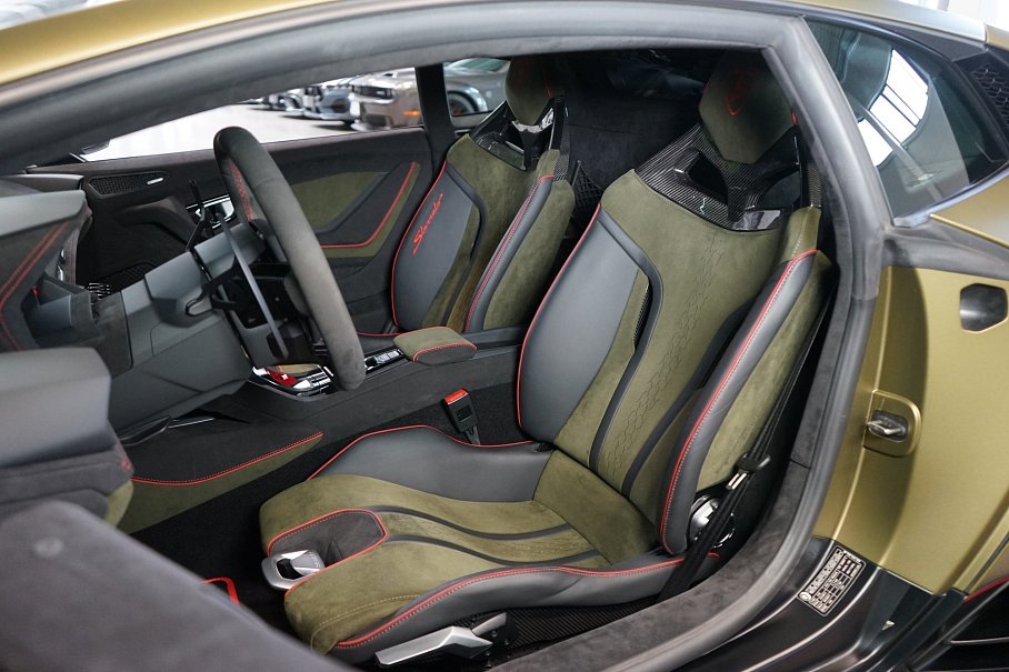 Lamborghini Huracán STERRATO