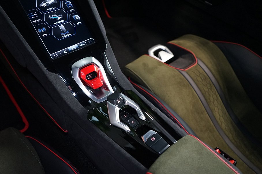 Lamborghini Huracán STERRATO