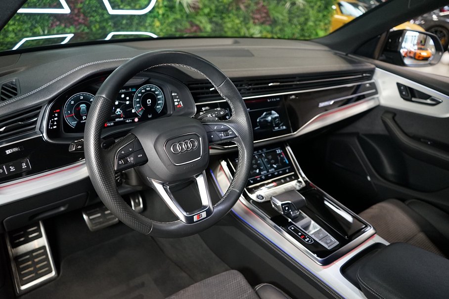 Audi Q8 50 TDI quattro