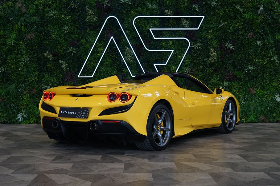 Ferrari F8 Spider