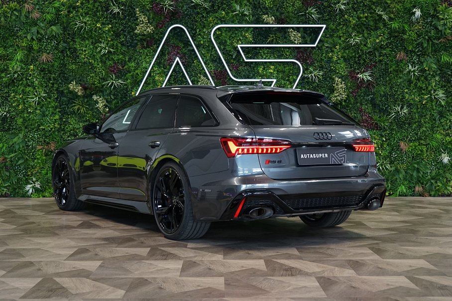 Audi RS 6 Avant Performance TFSI quattro