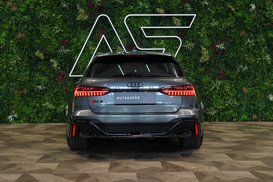 Audi RS 6 Avant Performance TFSI quattro