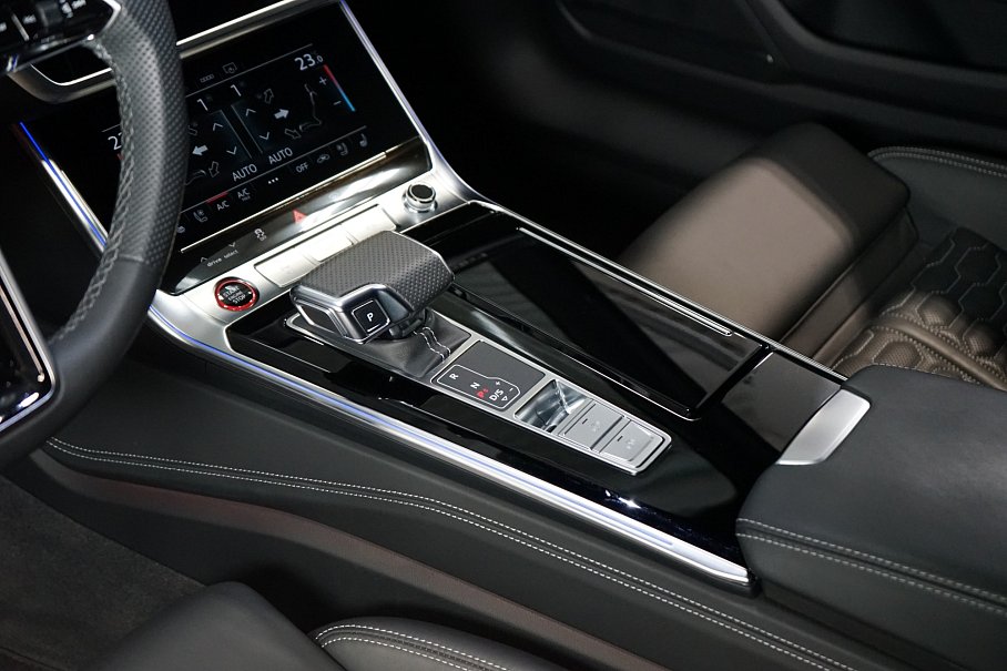 Audi RS 6 Avant Performance TFSI quattro