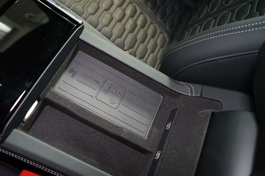 Audi RS 6 Avant Performance TFSI quattro