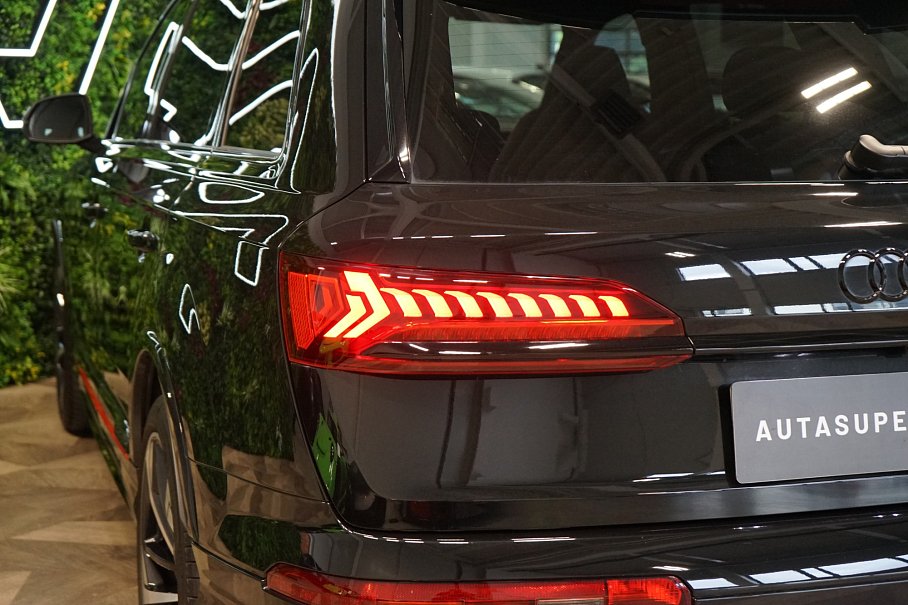 Audi Q7 50 TDI quattro