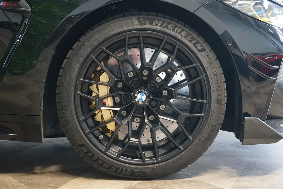BMW M3 CS