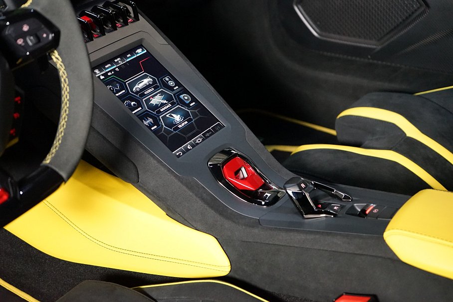 Lamborghini Huracán STO
