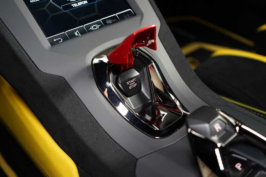 Lamborghini Huracán STO