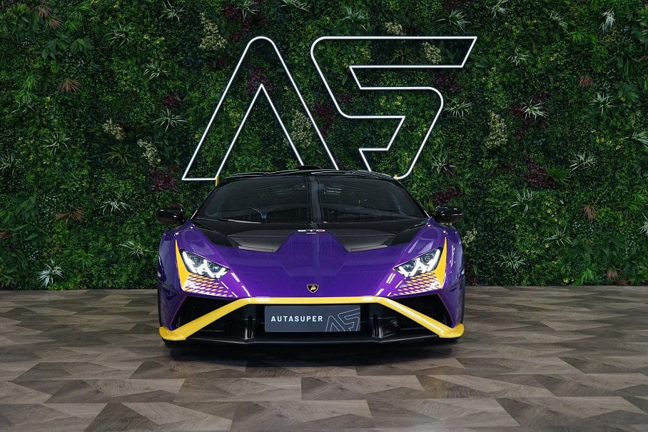 Lamborghini Huracán STO