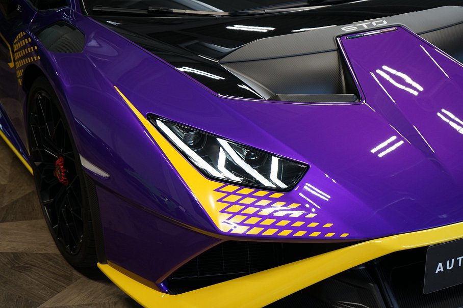 Lamborghini Huracán STO