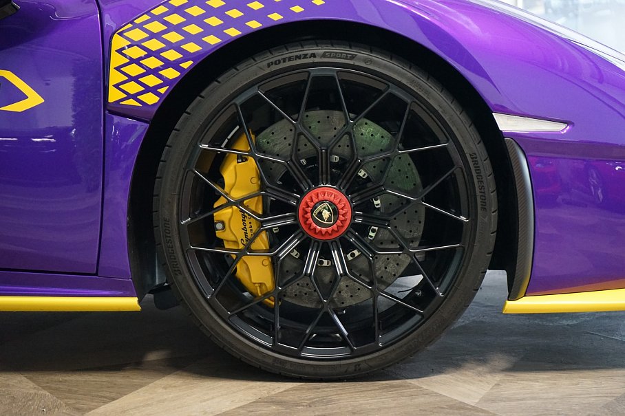 Lamborghini Huracán STO