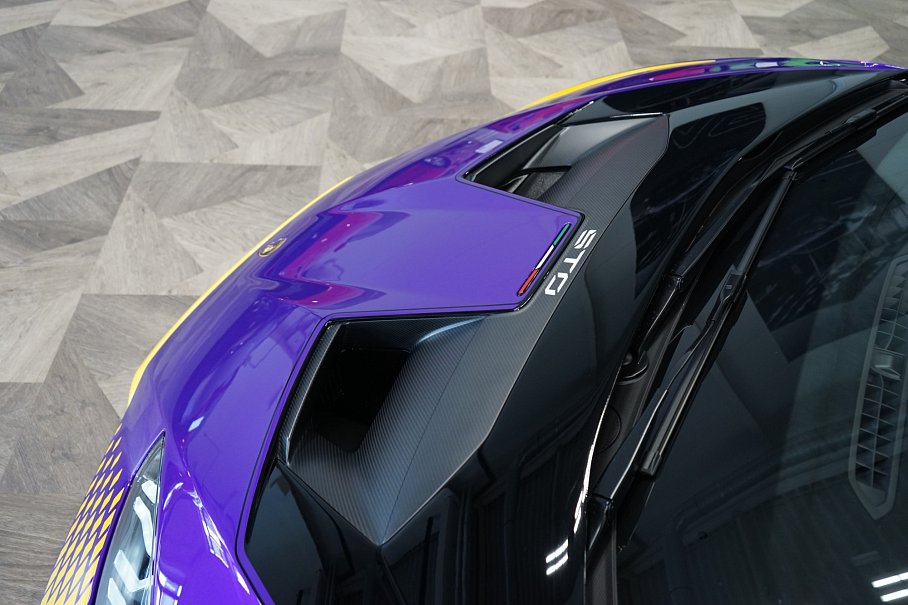 Lamborghini Huracán STO