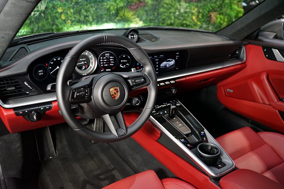 Porsche 911 992 Turbo
