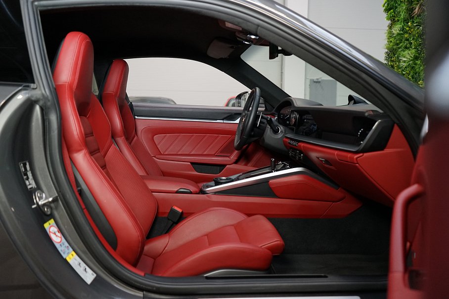 Porsche 911 992 Turbo