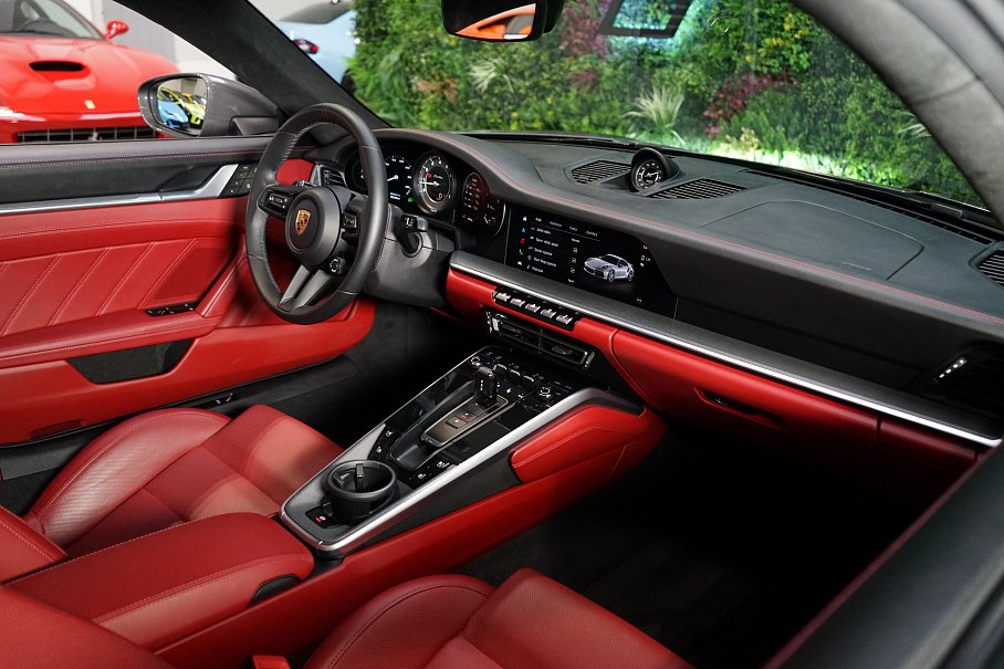 Porsche 911 992 Turbo