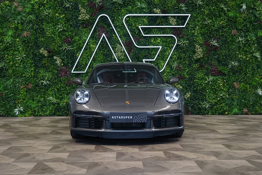 Porsche 911 992 Turbo