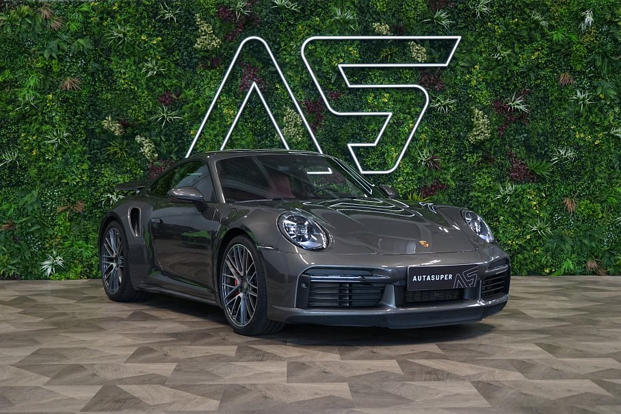 Porsche 911 992 Turbo