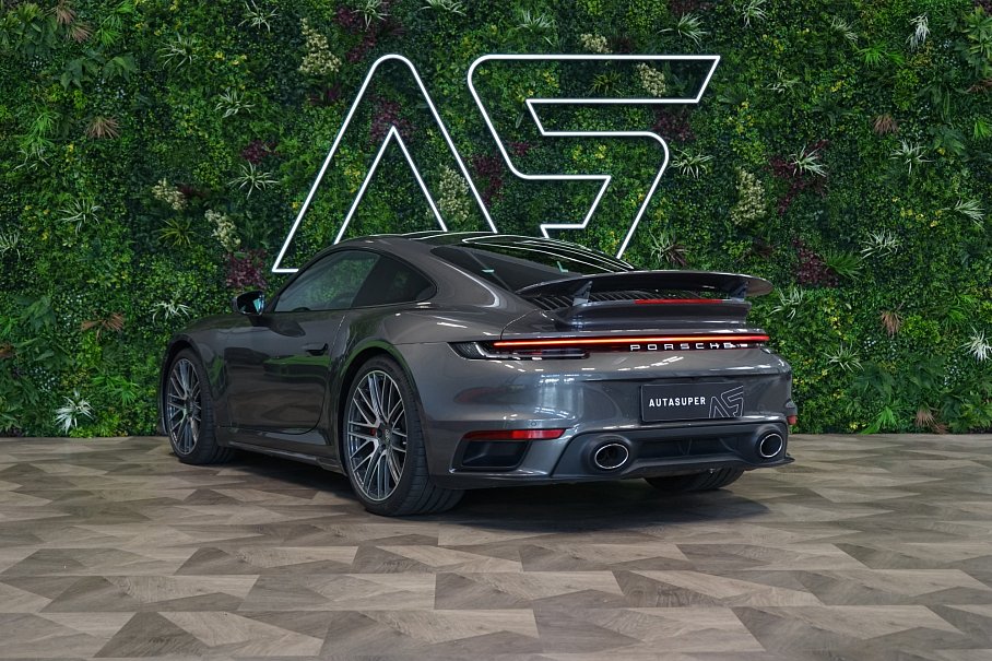 Porsche 911 992 Turbo