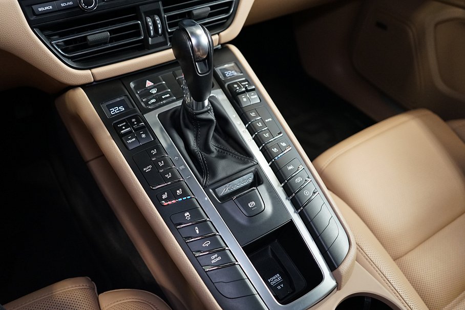 Porsche Macan S