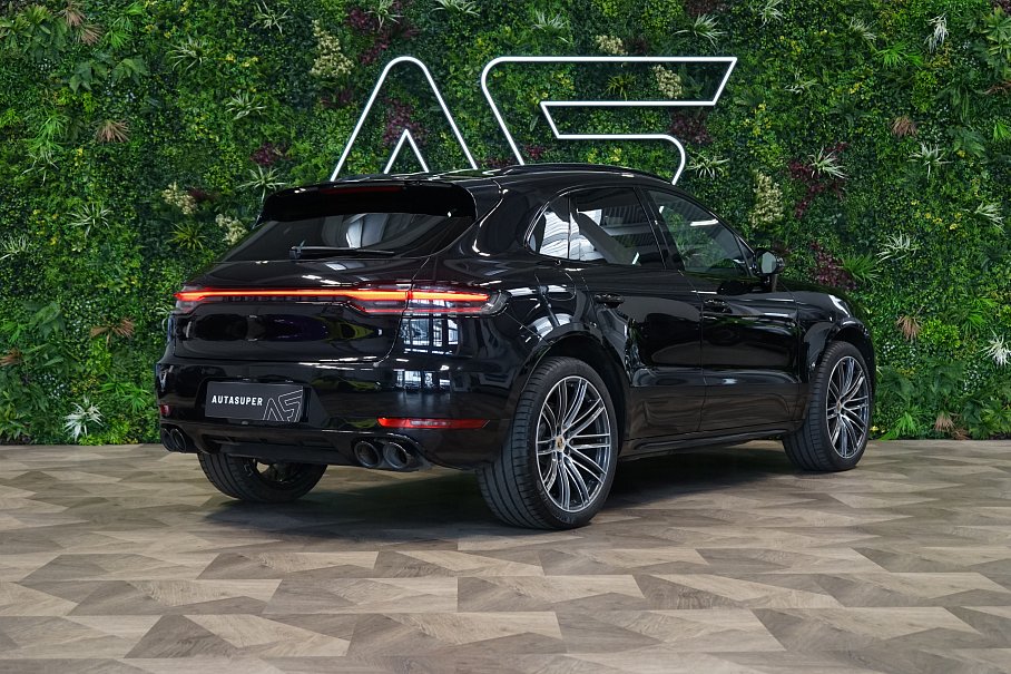 Porsche Macan S