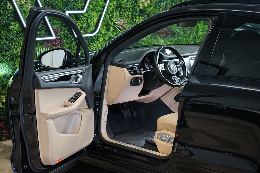 Porsche Macan S