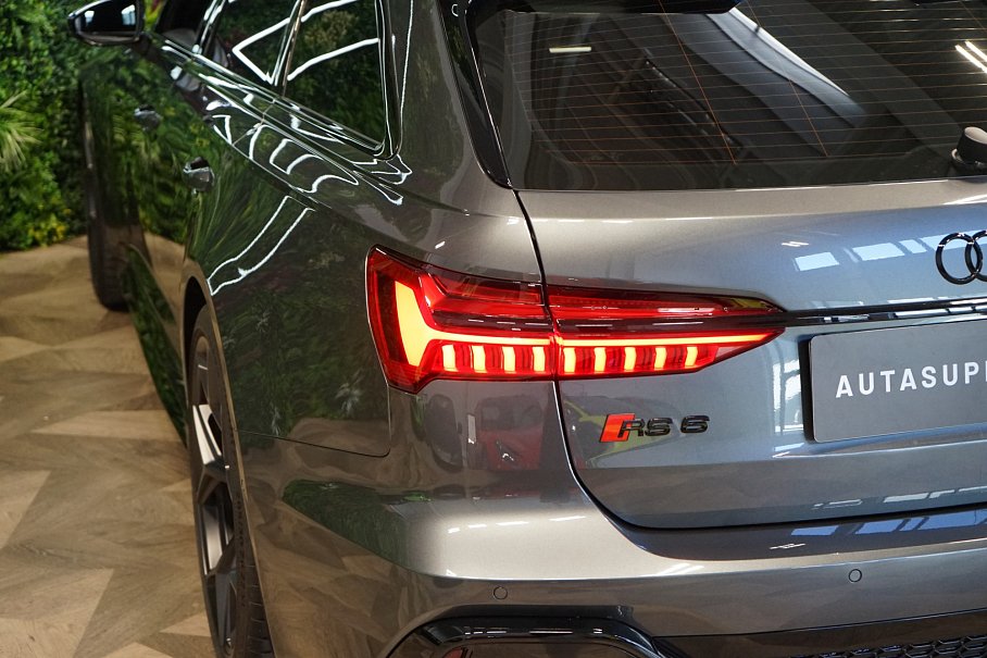 Audi RS 6 Avant PERFORMANCE TFSI quattro