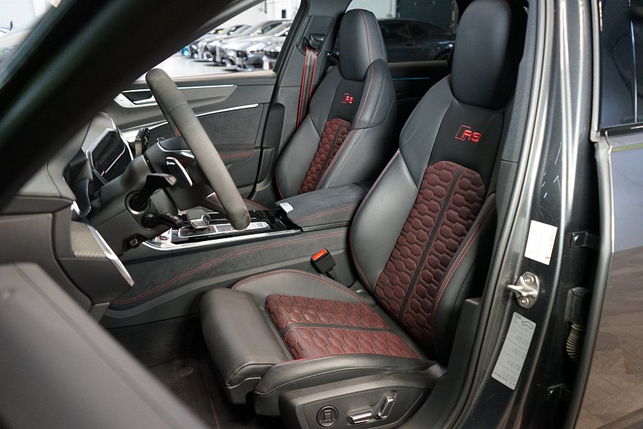 Audi RS 6 Avant PERFORMANCE TFSI quattro