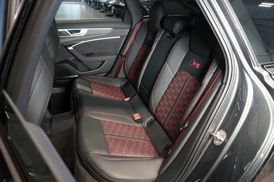 Audi RS 6 Avant PERFORMANCE TFSI quattro