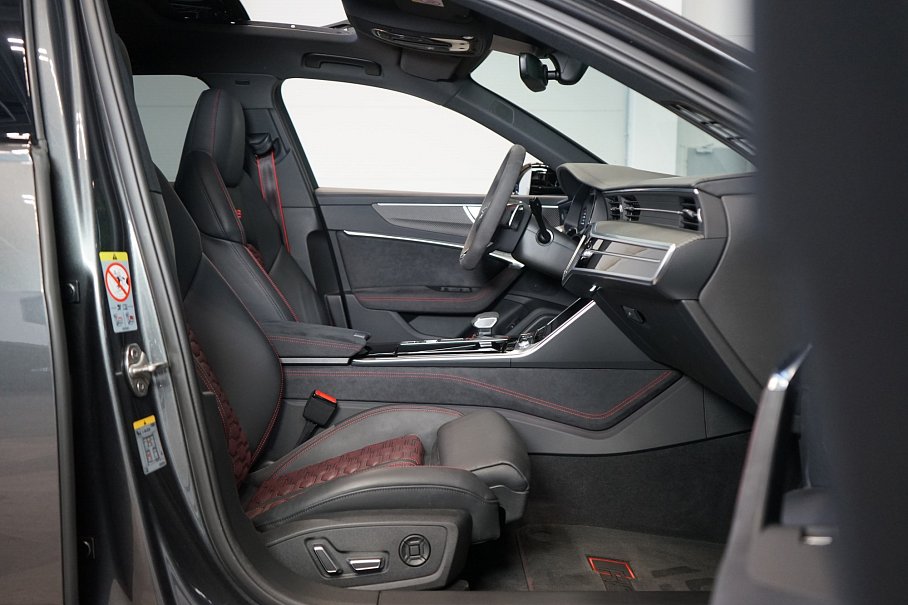 Audi RS 6 Avant PERFORMANCE TFSI quattro