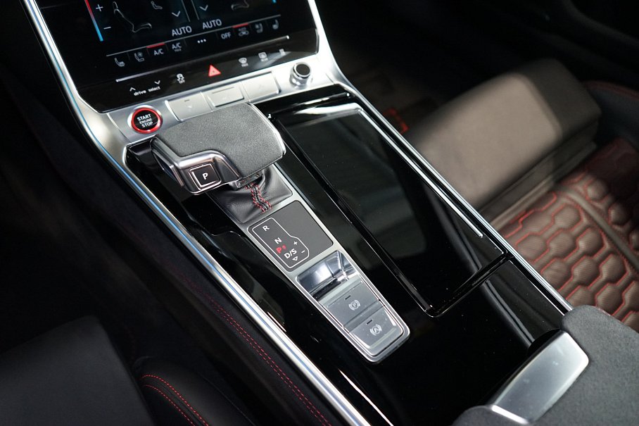 Audi RS 6 Avant PERFORMANCE TFSI quattro