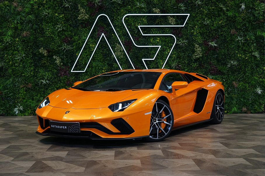 Lamborghini Aventador S