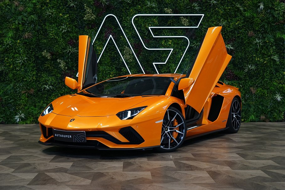 Lamborghini Aventador S