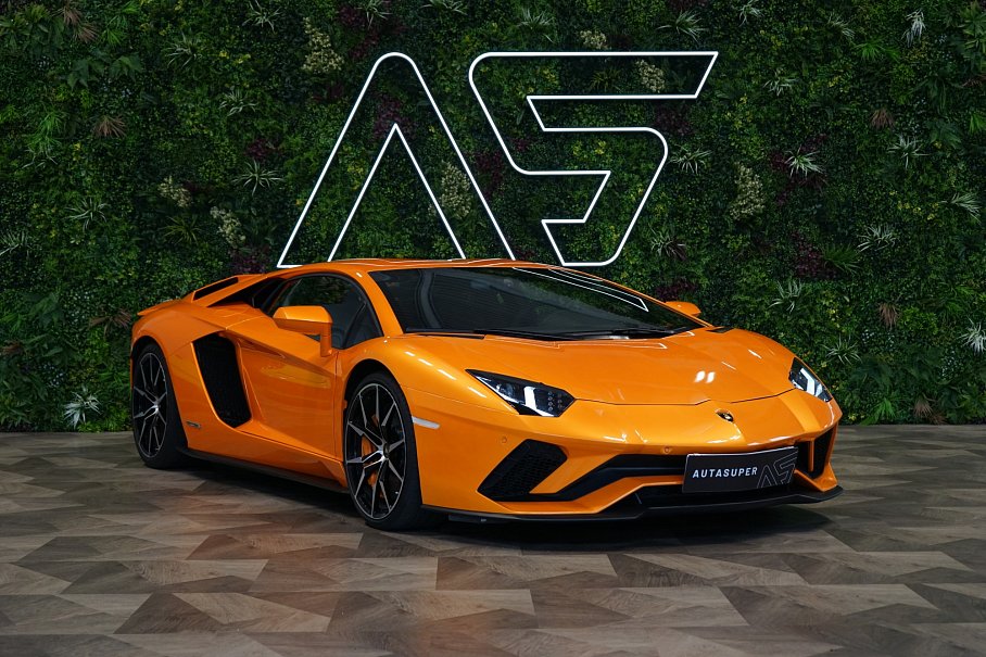 Lamborghini Aventador S