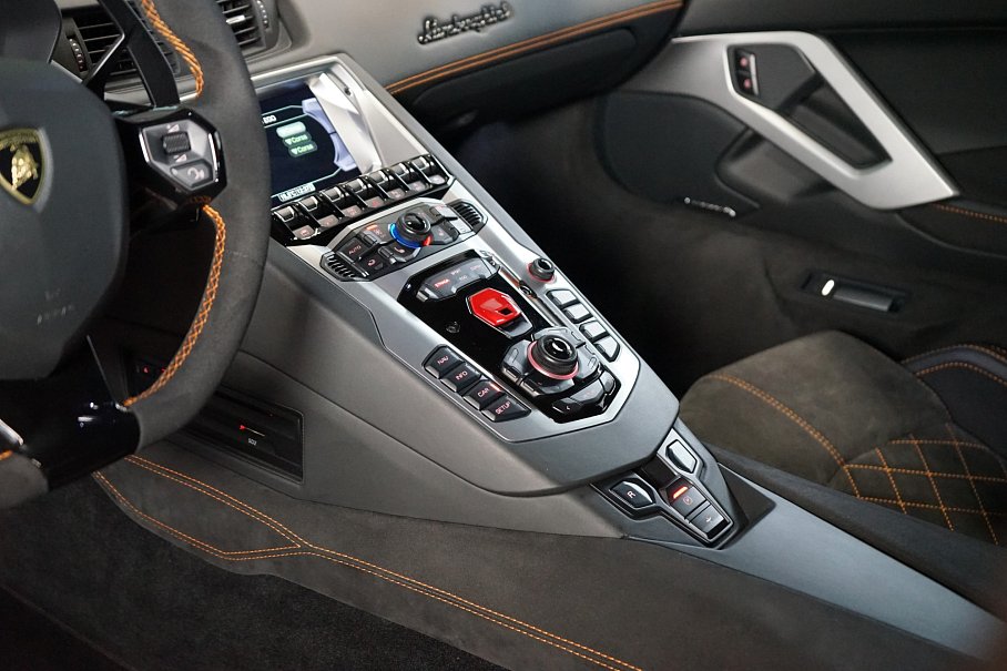 Lamborghini Aventador S