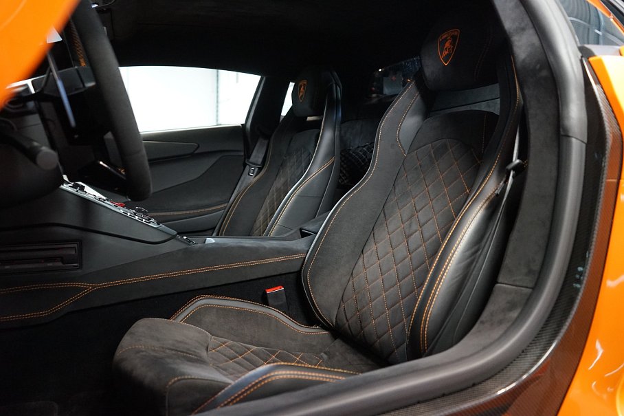 Lamborghini Aventador S