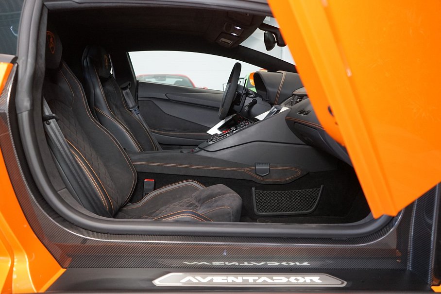 Lamborghini Aventador S
