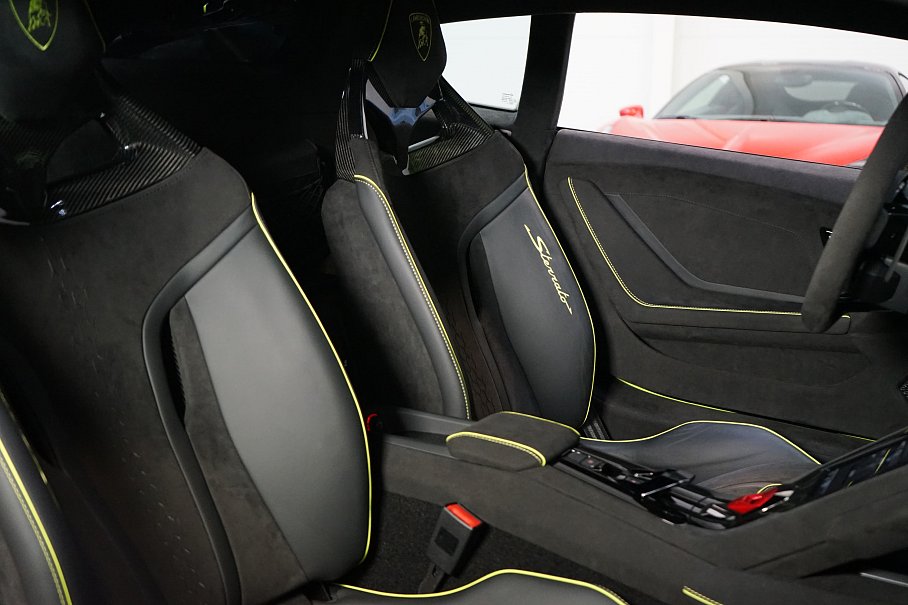 Lamborghini Huracán Sterrato