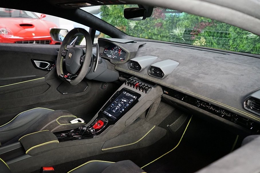 Lamborghini Huracán Sterrato