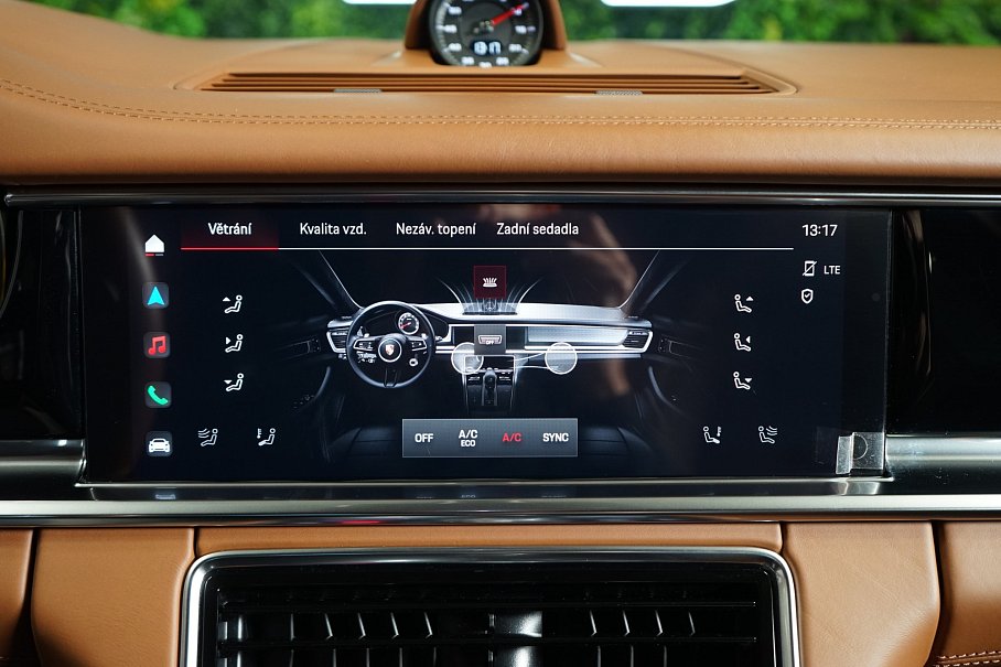 Porsche Panamera Sport Turismo Turbo S