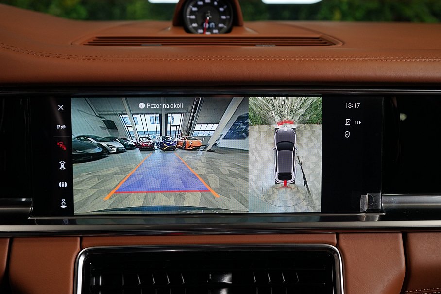 Porsche Panamera Sport Turismo Turbo S