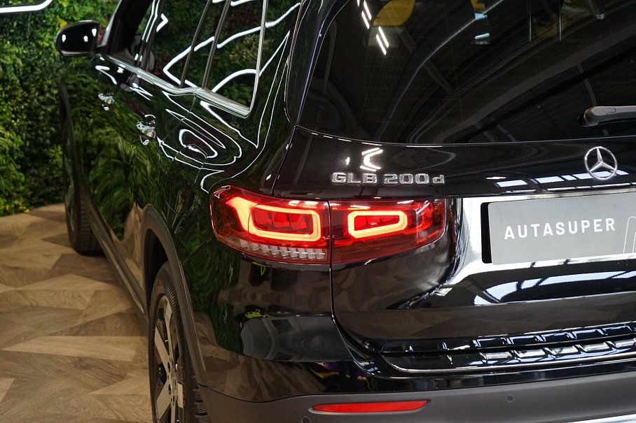 Mercedes-Benz GLB 200d 4Matic