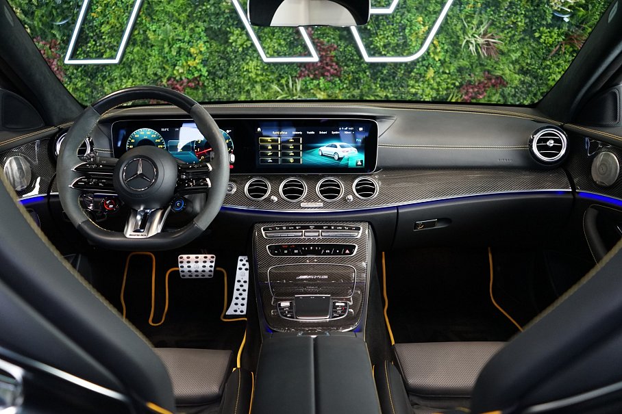 Mercedes-Benz Třída E BRABUS 800