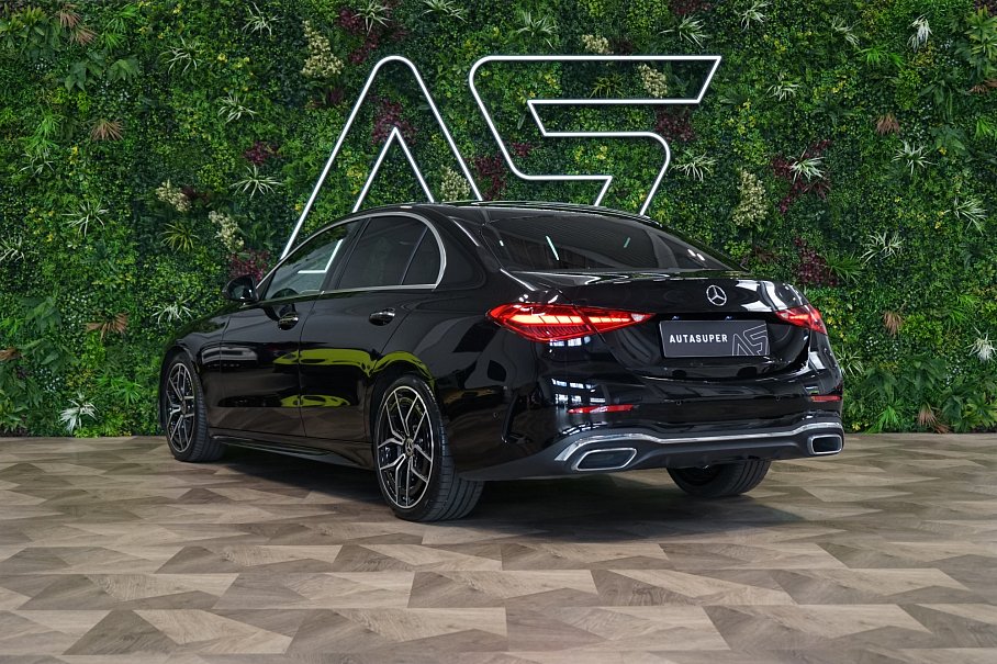 Mercedes-Benz Třída C 220d 4Matic