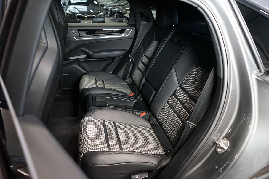 Porsche Cayenne S Coupé