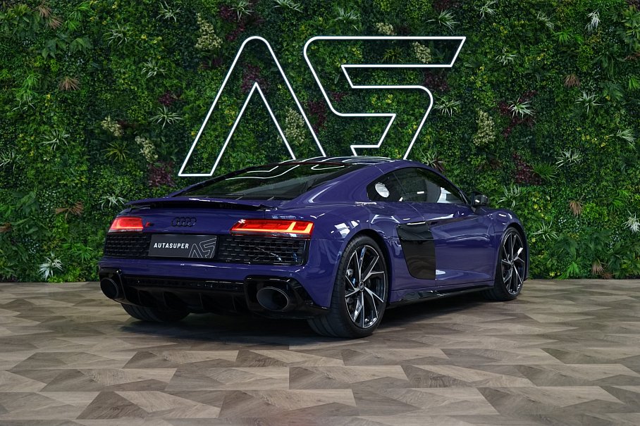 Audi R8 RWD