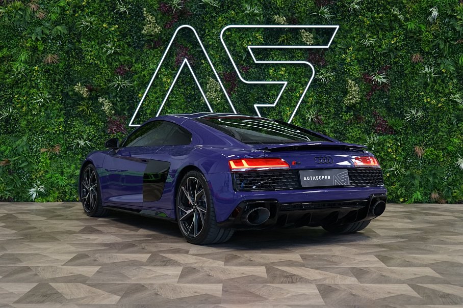 Audi R8 RWD