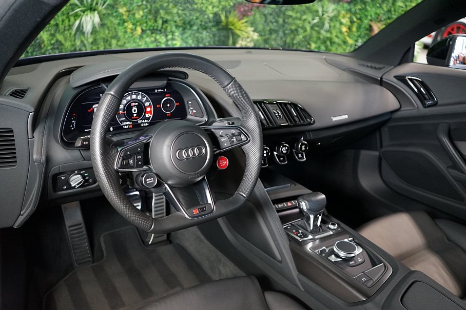 Audi R8 RWD